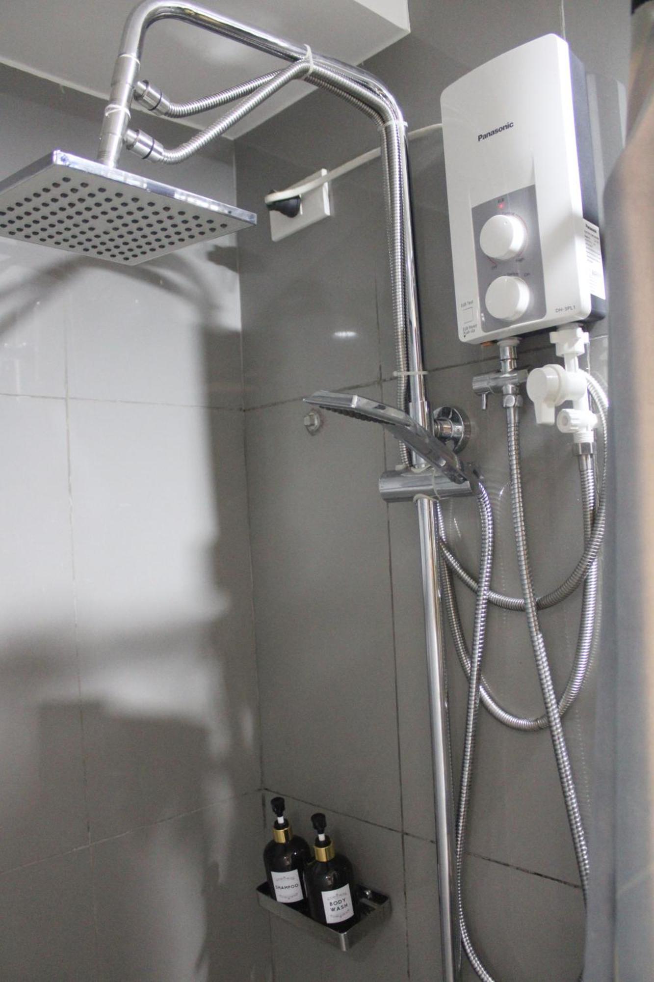 Stylish&Comfort Unit With Balcony In Air Makati Makati City Luaran gambar